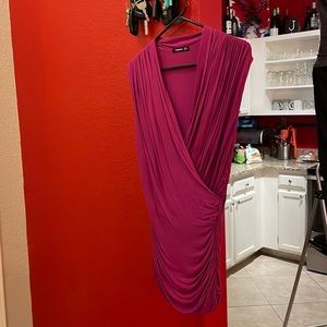 Fuchsia wrap shirt with no sleeves